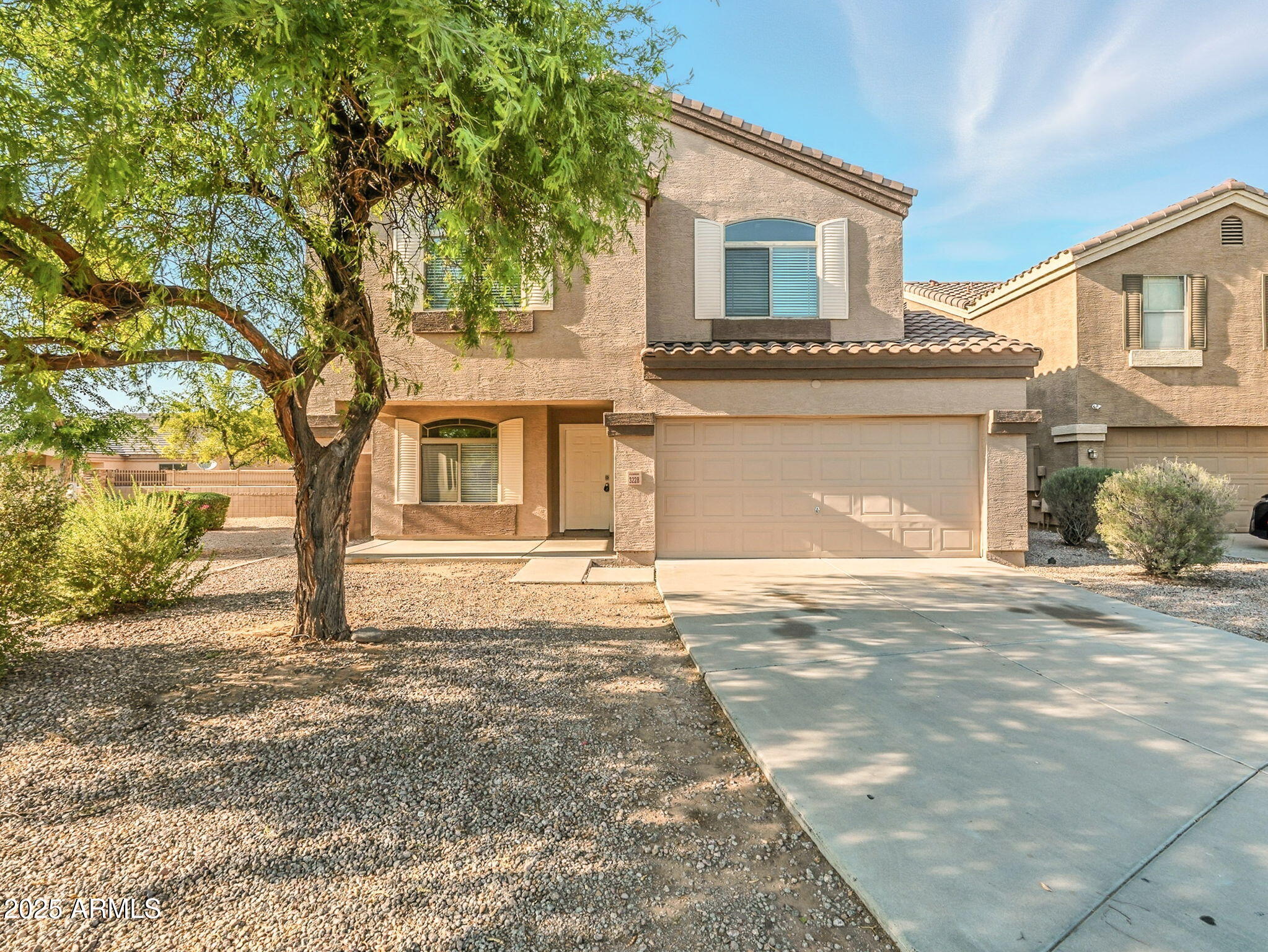 3228 W WAYLAND Drive