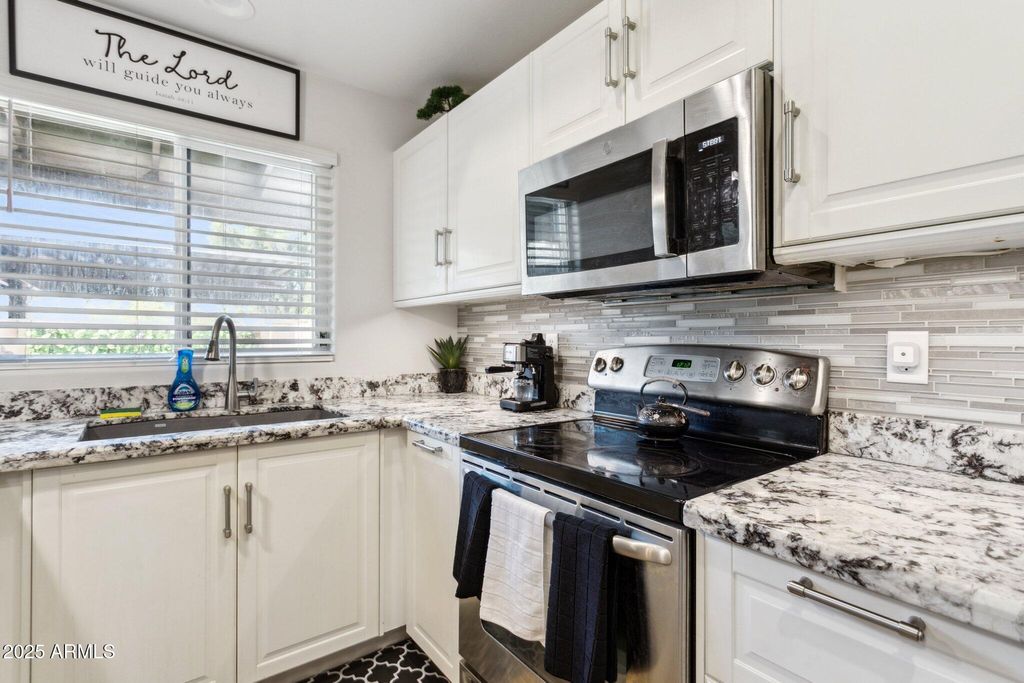 Photo of 170 E Guadalupe Road #152, Gilbert, AZ 85234 (MLS # 6983990)