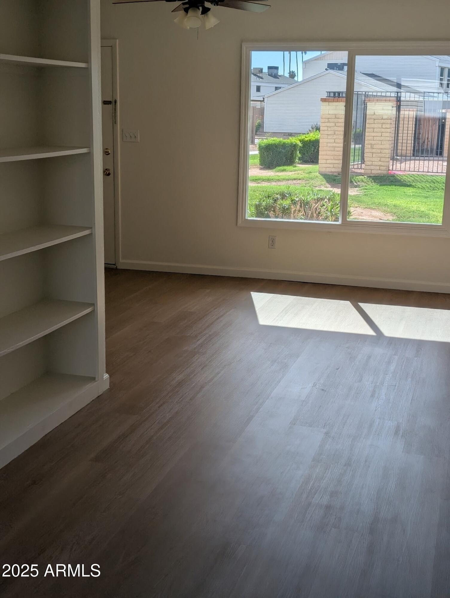 6512 S MCALLISTER Avenue