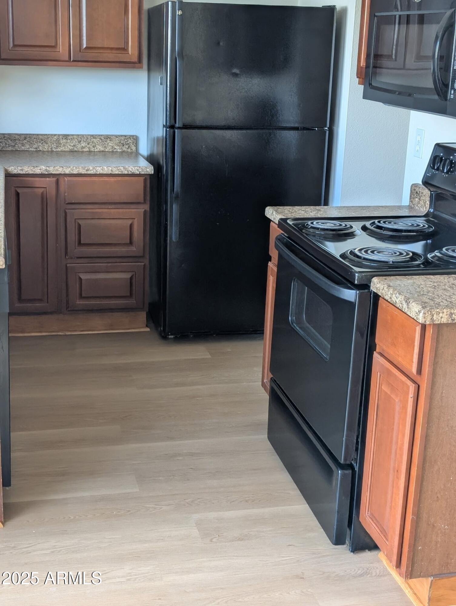 6512 S MCALLISTER Avenue