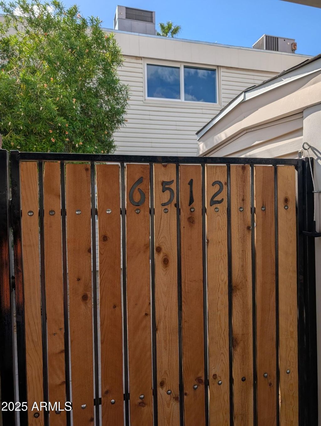 Photo of 6512 S Mcallister Avenue, Tempe, AZ 85283 (MLS # 6926255)