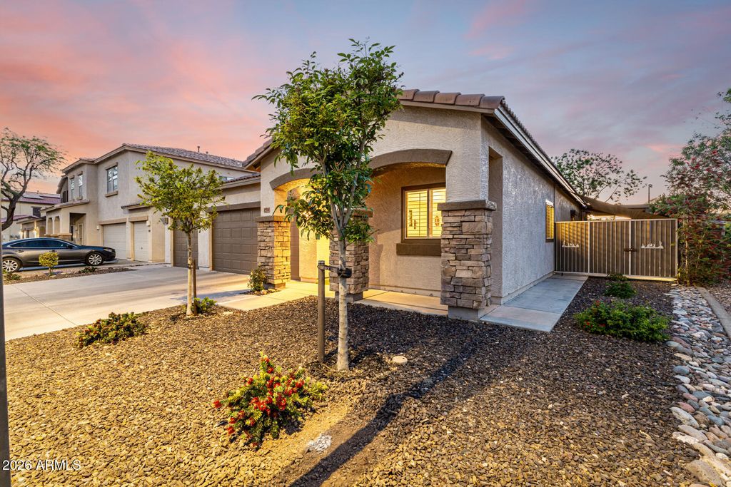 Photo of 15516 N 169th Avenue, Surprise, AZ 85388 (MLS # 7004757)