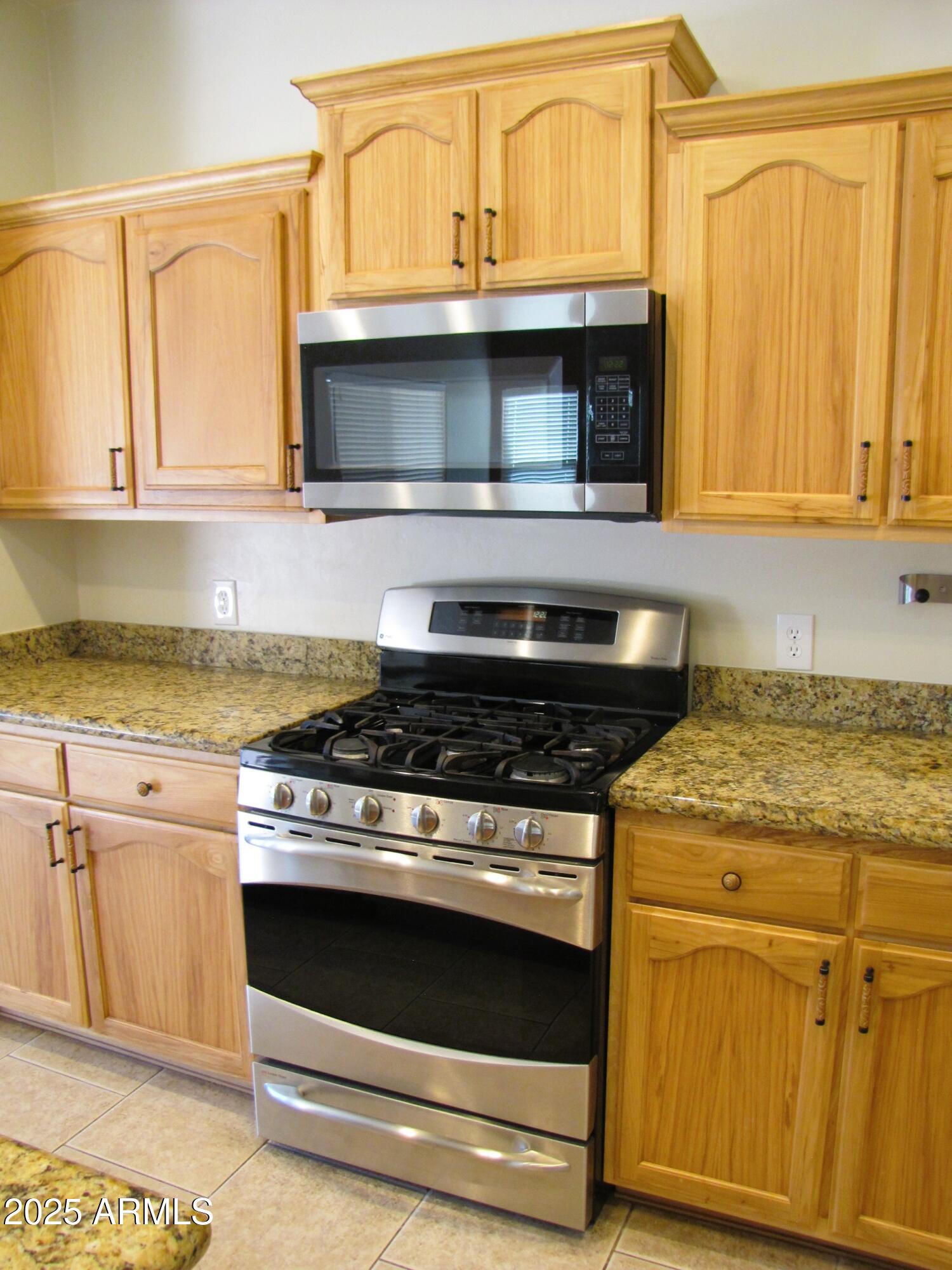 CHAPARRAL VILLAGE NORTH PHASE 4 - Residential Lease