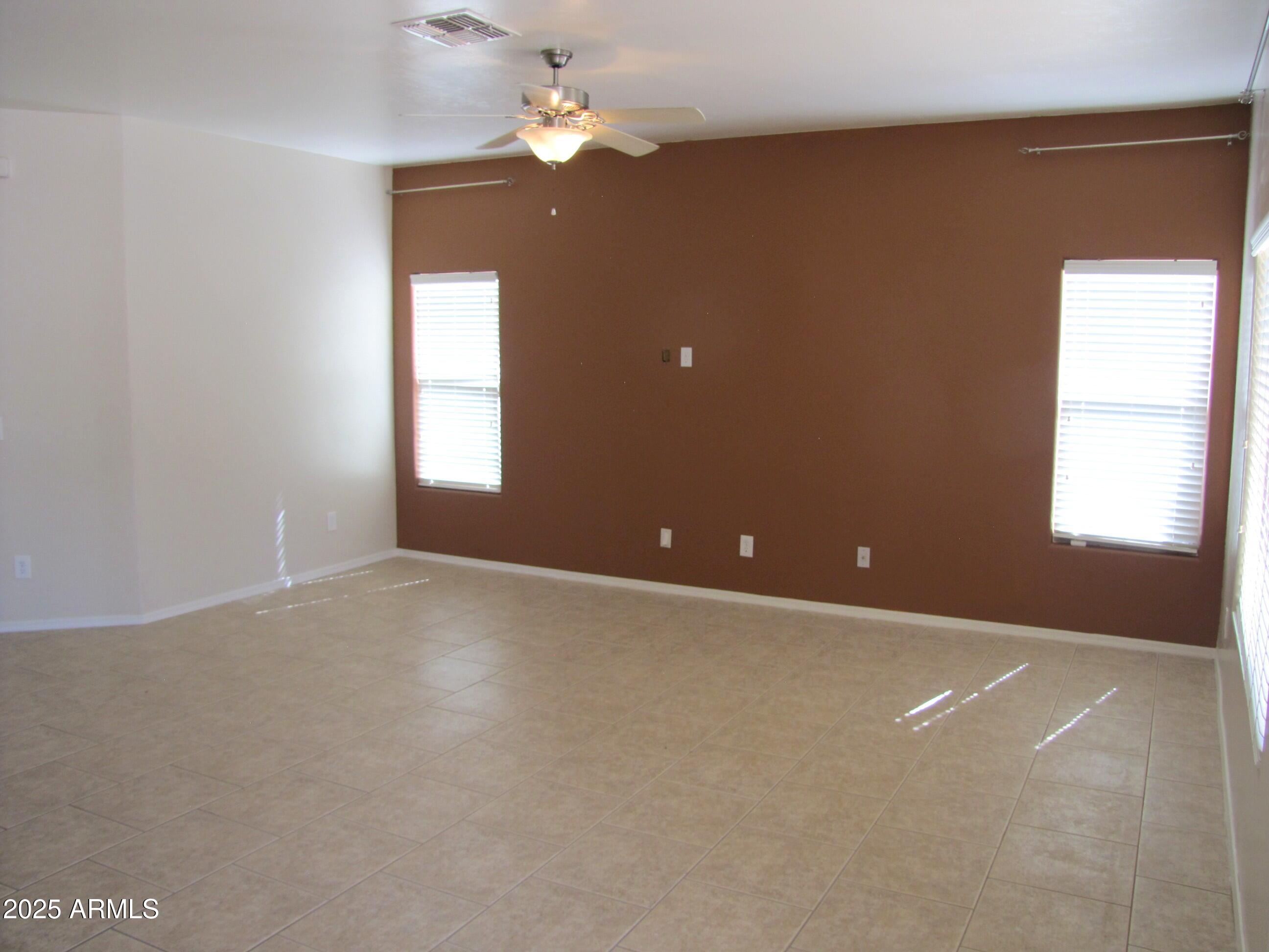 CHAPARRAL VILLAGE NORTH PHASE 4 - Residential Lease