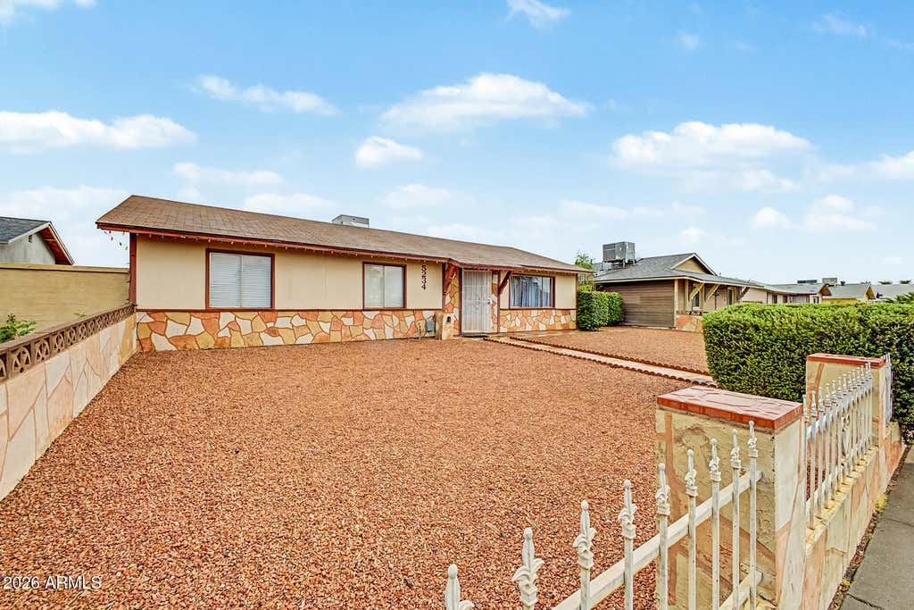 Photo of 5234 S 44th Place, Phoenix, AZ 85040 (MLS # 7056148)