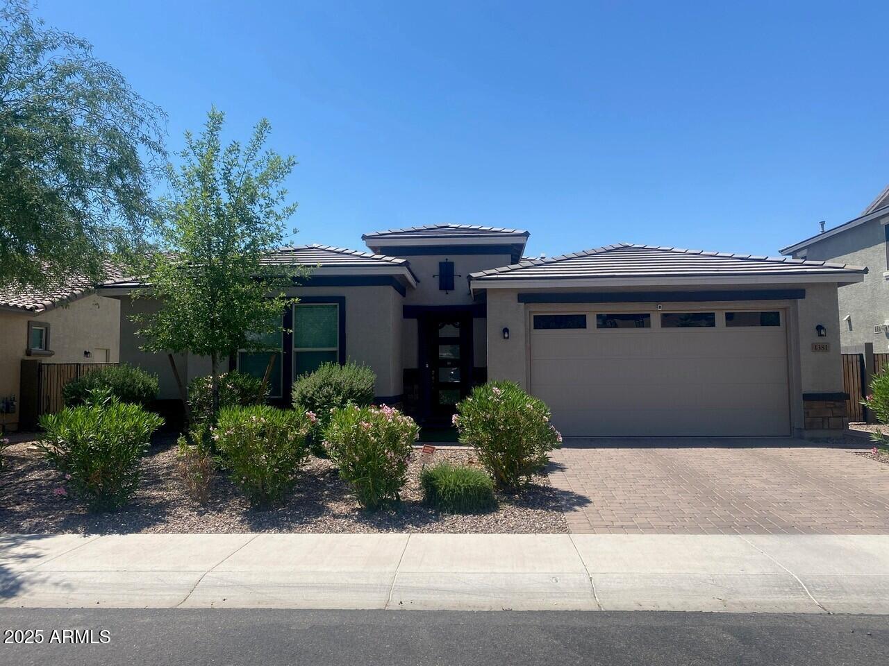 1381 E Scorpio Place