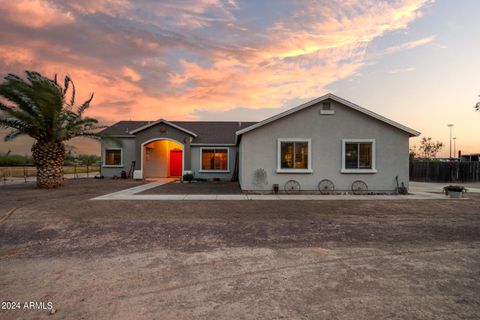 Single Family Residence in Buckeye AZ 1410 206TH Avenue.jpg