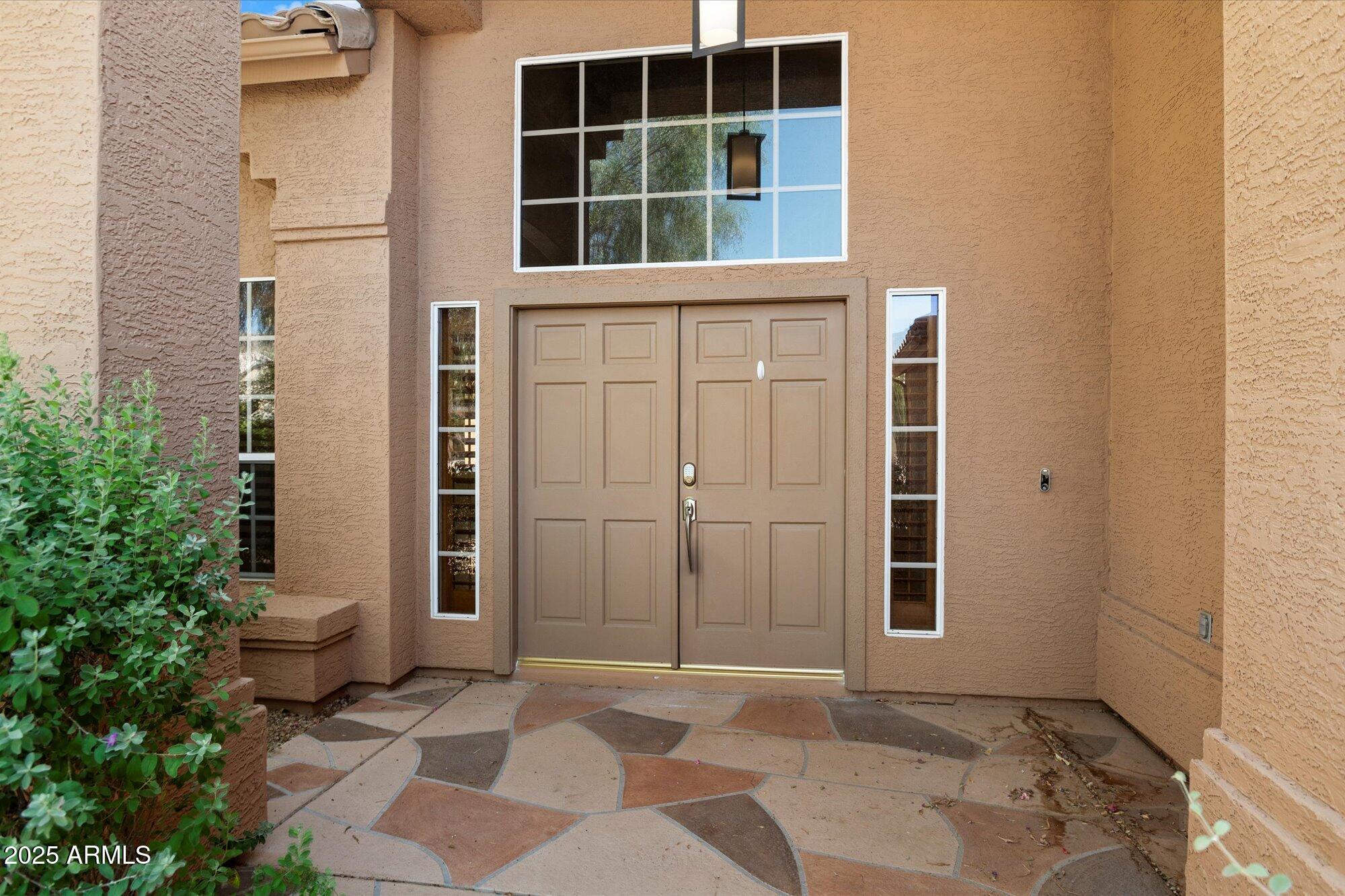 12935 E MERCER Lane