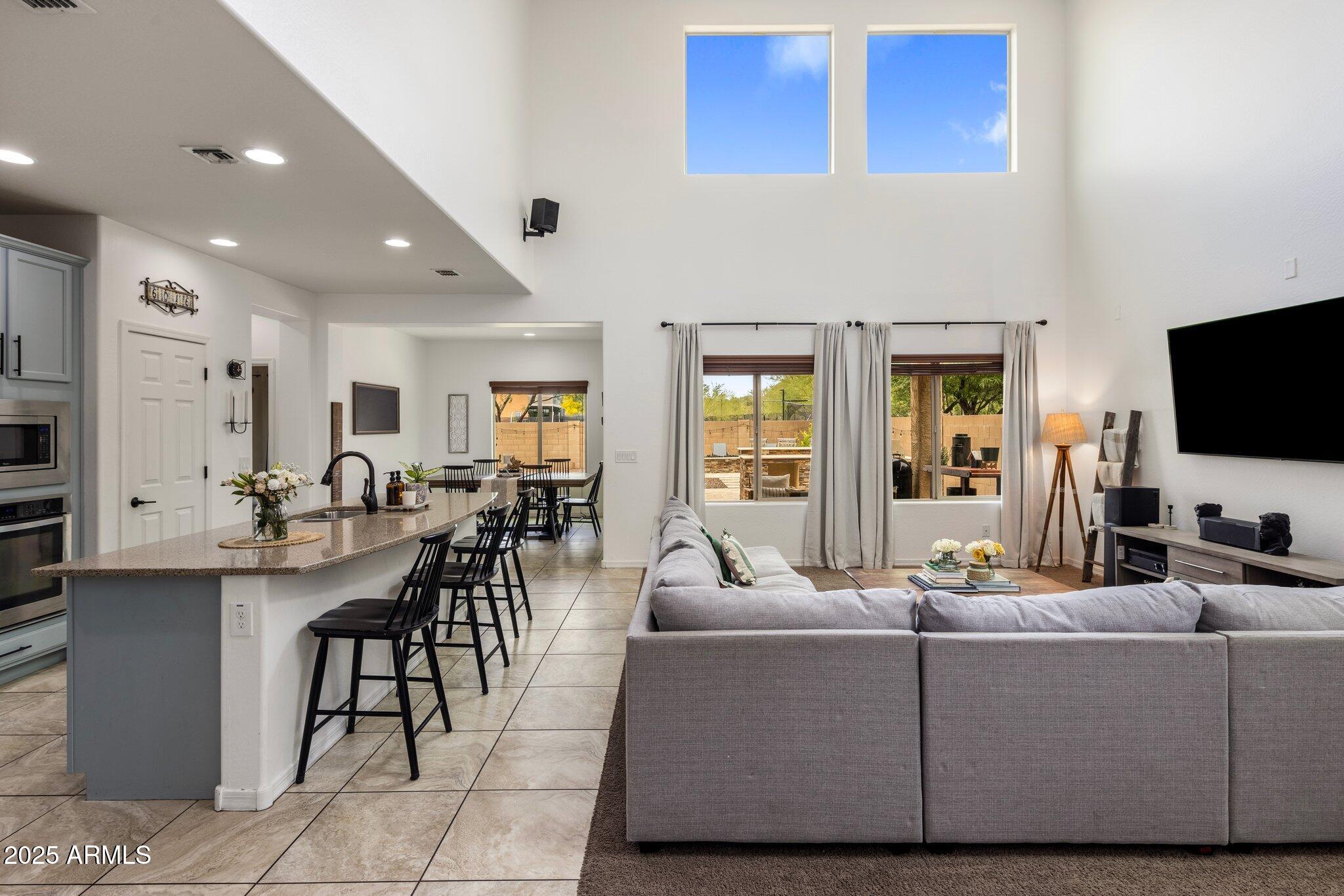 2614 W GRAY WOLF Trail