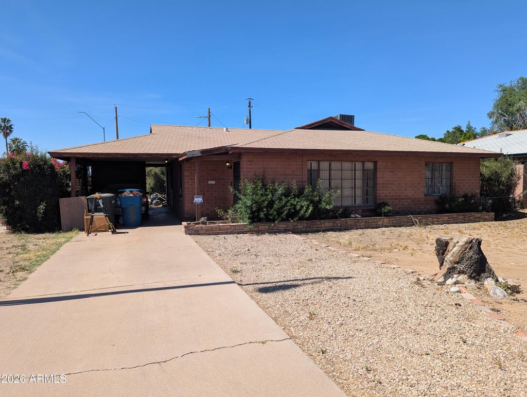 Photo of 7004 N 15th Street, Phoenix, AZ 85020 (MLS # 7001328)