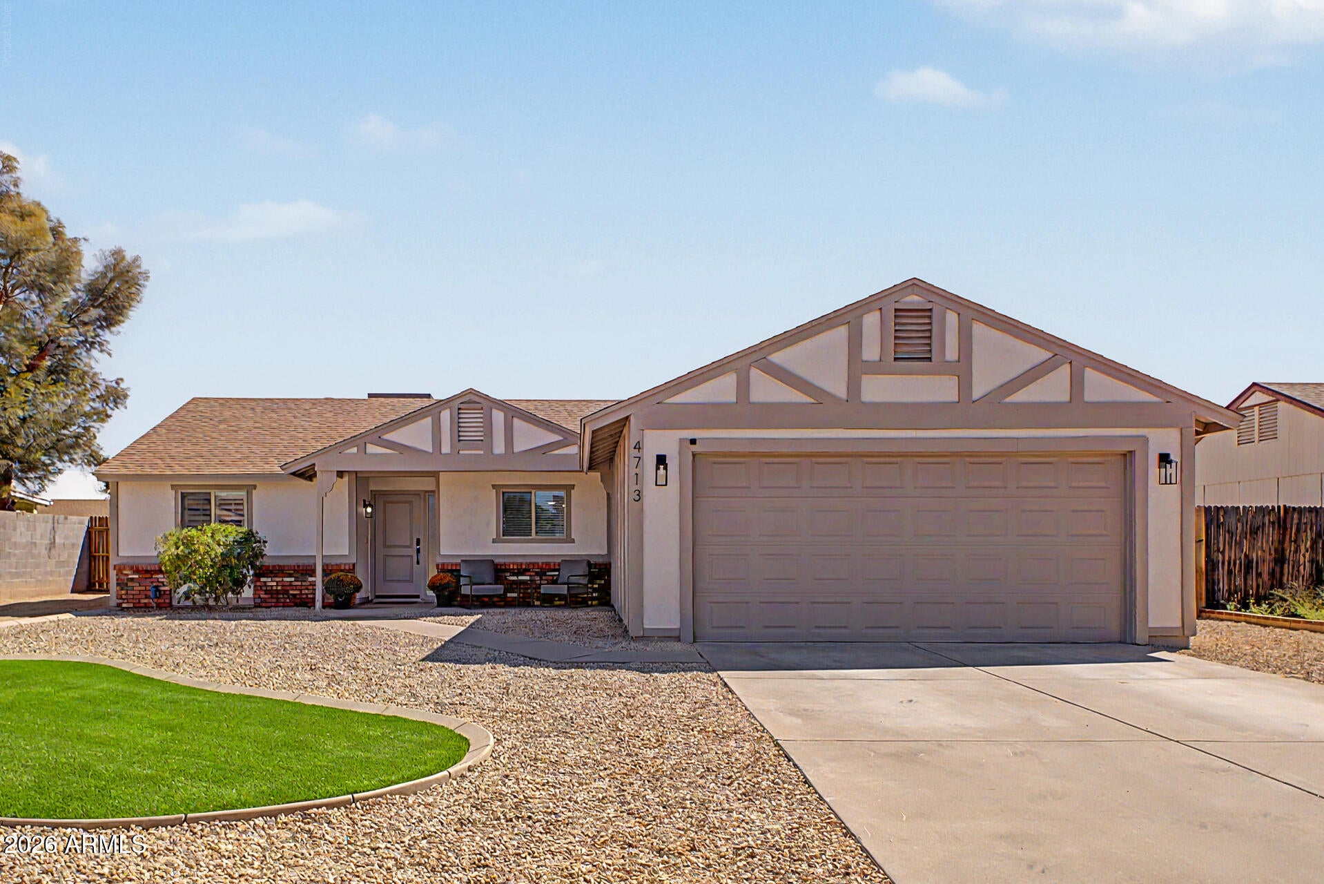4713 W ORCHID Lane