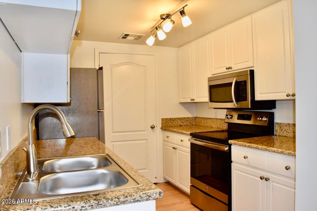 1701 E Colter Street Unit 483