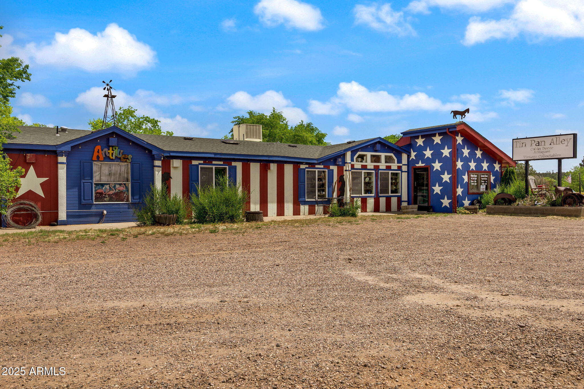 1828 E STATE ROUTE 260 --