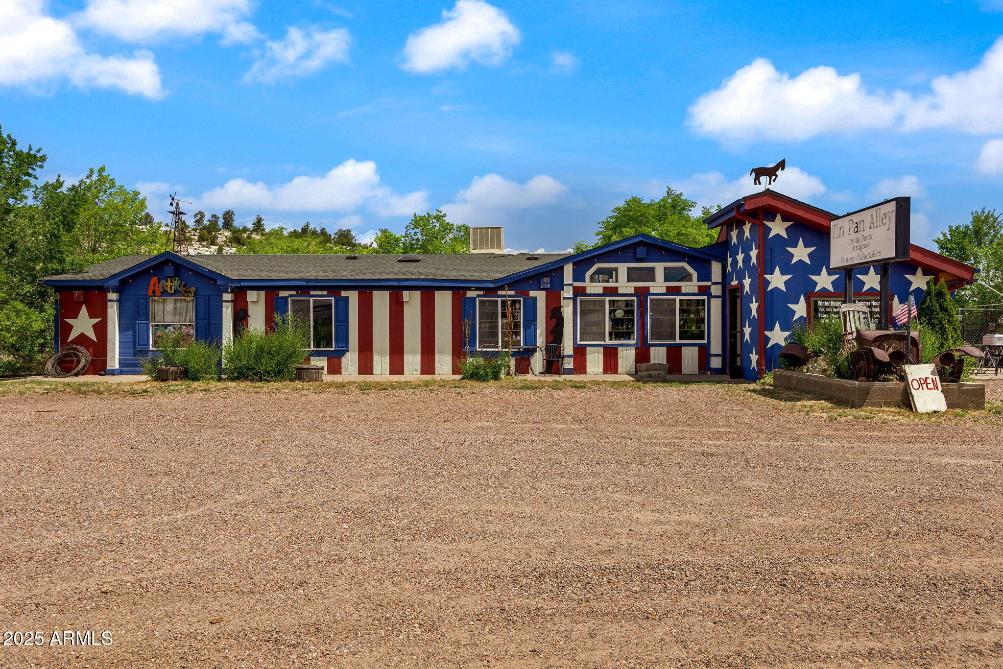 1828 E STATE ROUTE 260 --