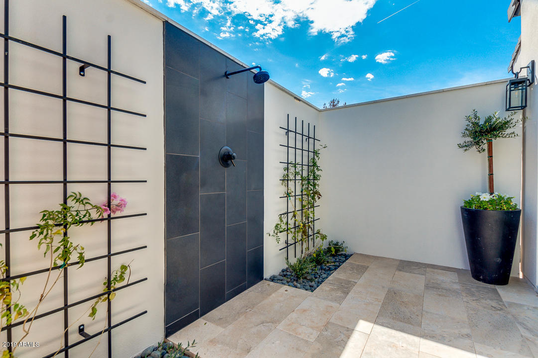 SUNBURST FARMS EAST 6 - Residential