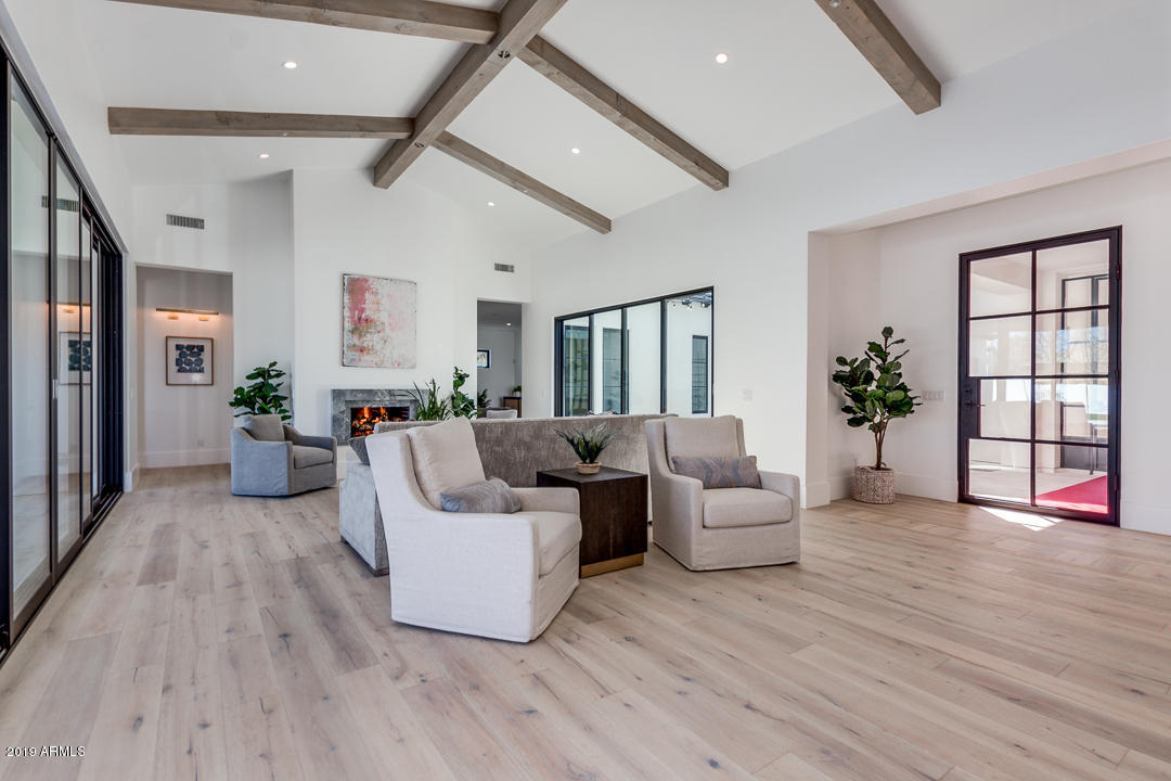 SUNBURST FARMS EAST 6 - Residential