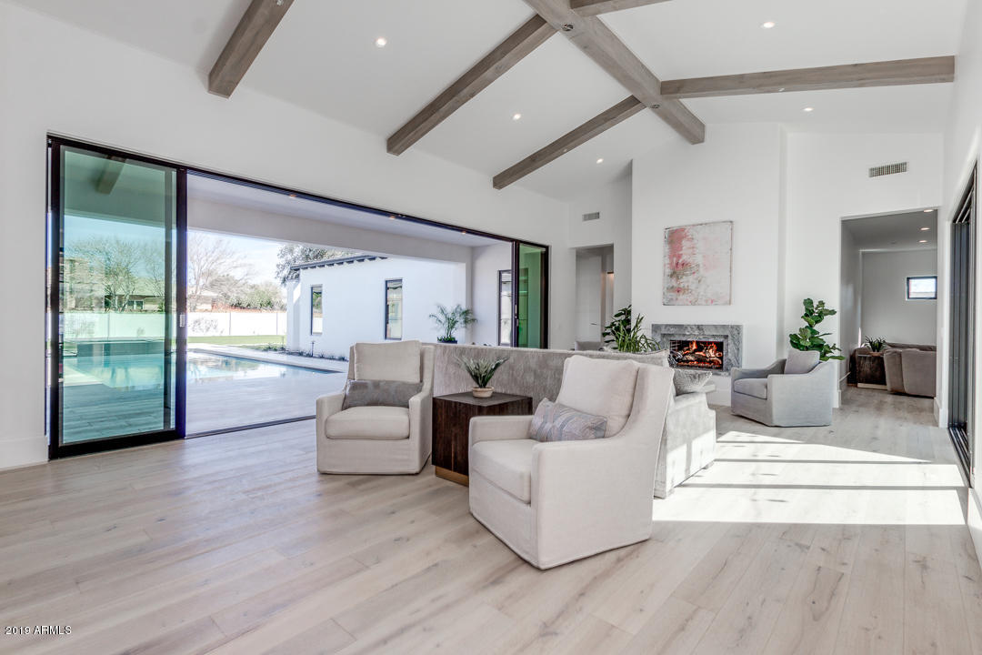SUNBURST FARMS EAST 6 - Residential