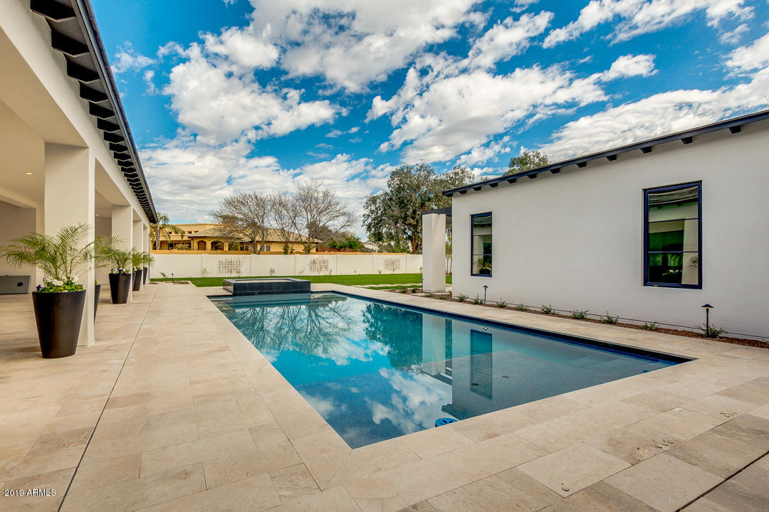 SUNBURST FARMS EAST 6 - Residential