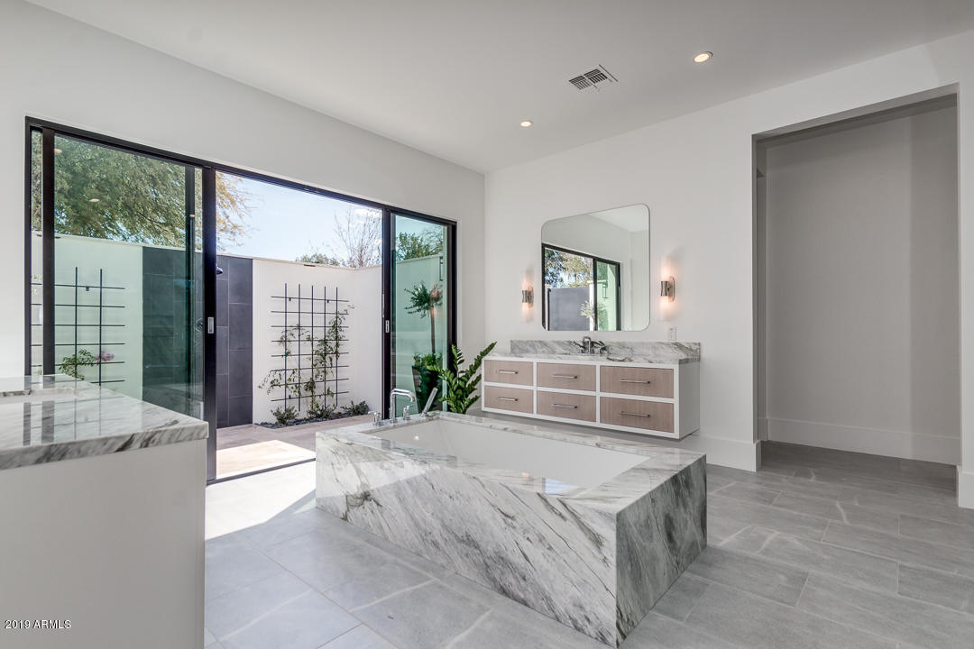 SUNBURST FARMS EAST 6 - Residential
