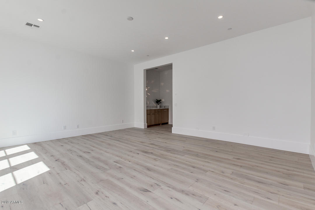 SUNBURST FARMS EAST 6 - Residential