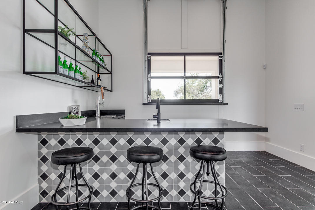 SUNBURST FARMS EAST 6 - Residential