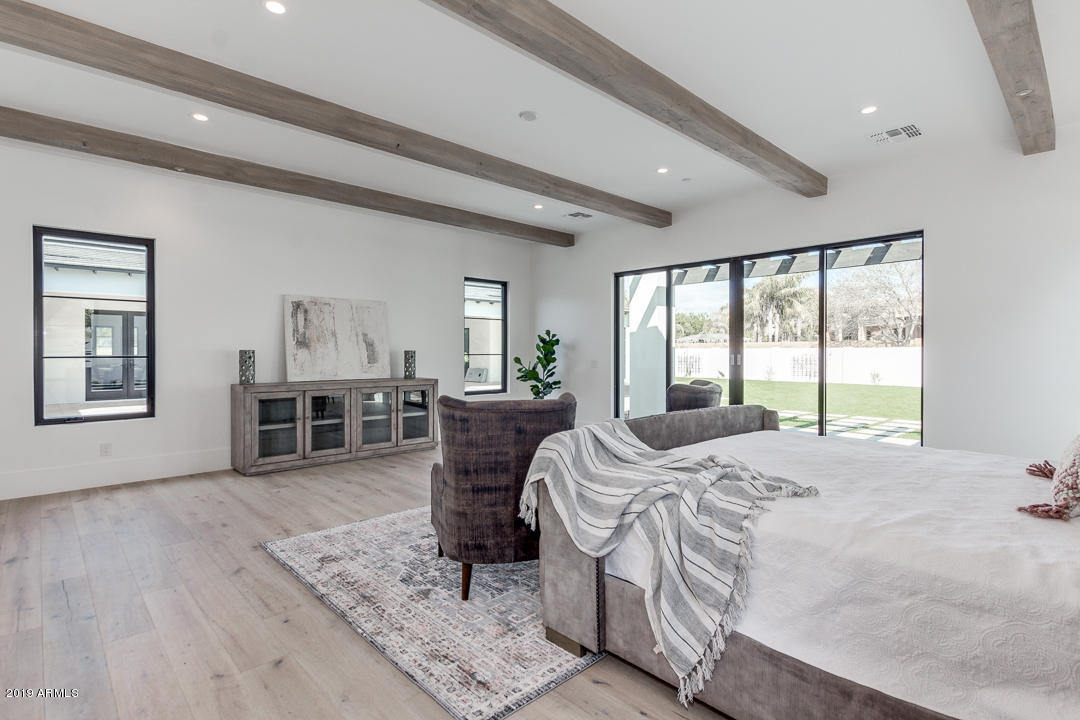 SUNBURST FARMS EAST 6 - Residential