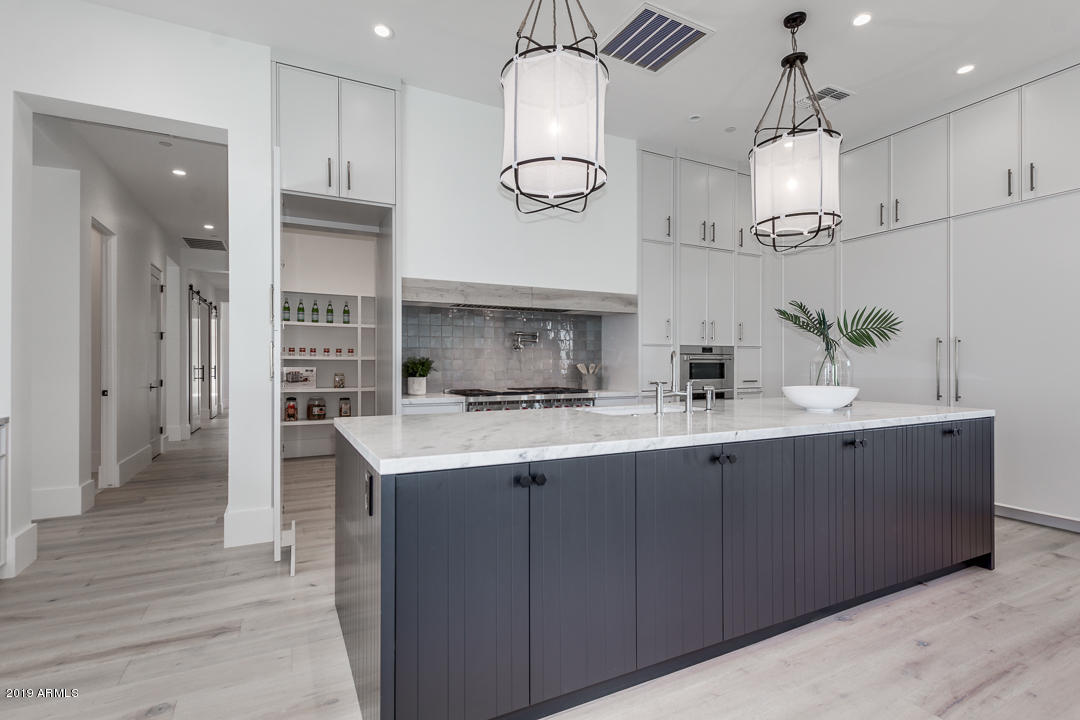 SUNBURST FARMS EAST 6 - Residential