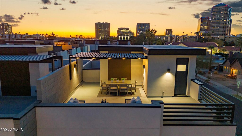 Photo of 377 E Windsor Avenue #4, Phoenix, AZ 85004 (MLS # 7027618)