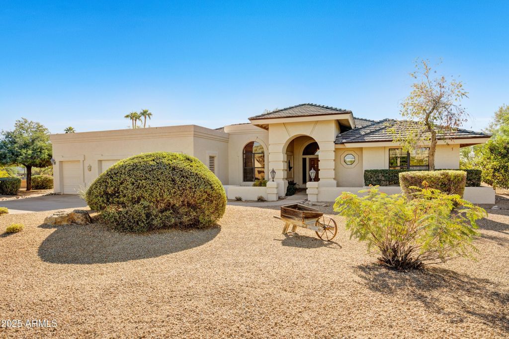 Photo of 18641 E Mcdowell Mountain Drive, Rio Verde, AZ 85263 (MLS # 6944057)