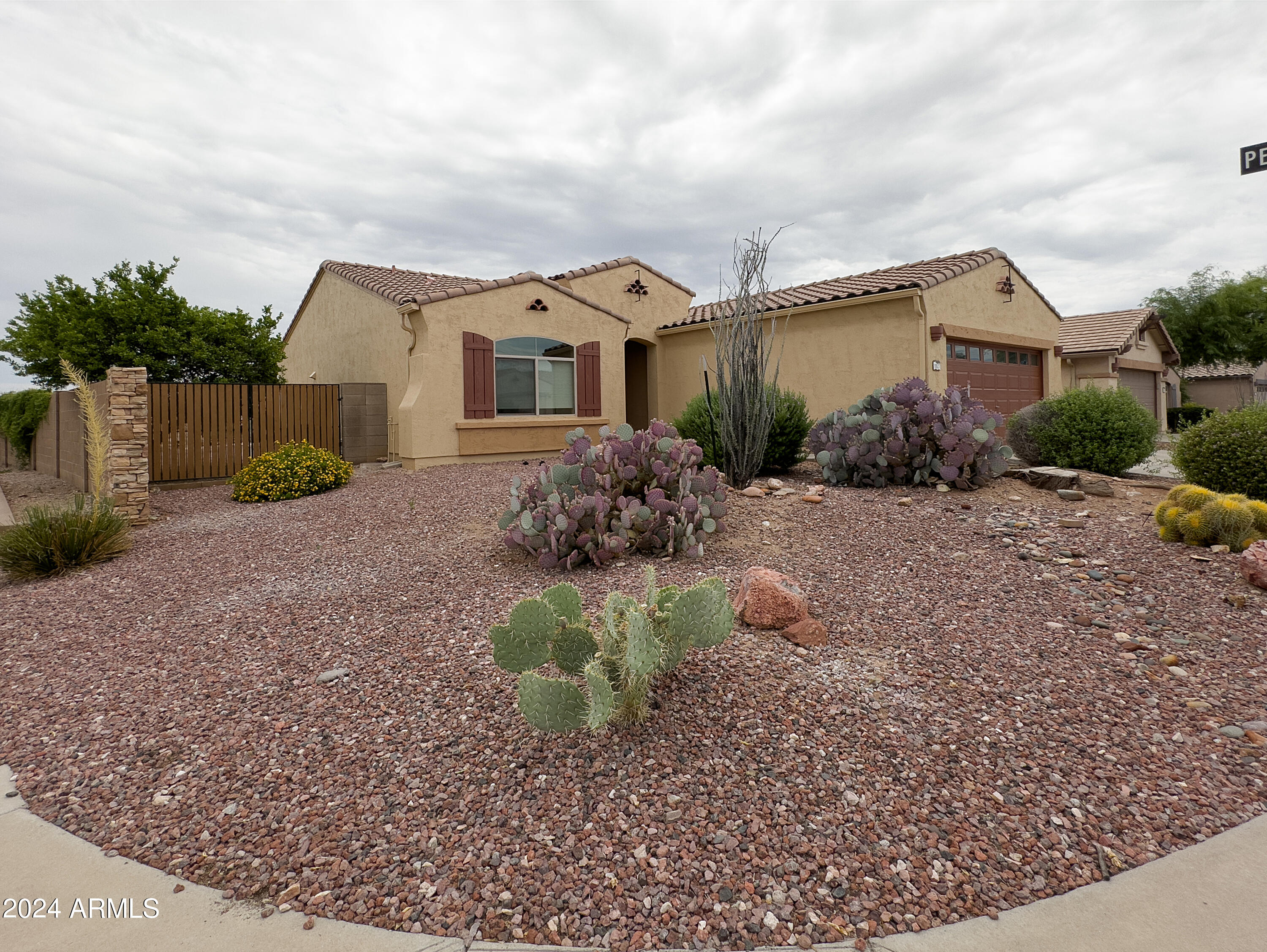 View Gold Canyon, AZ 85118 house