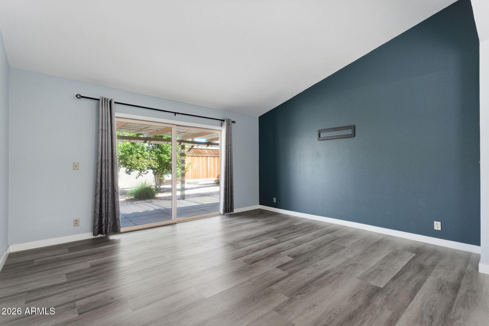 660 LEISURE WORLD --