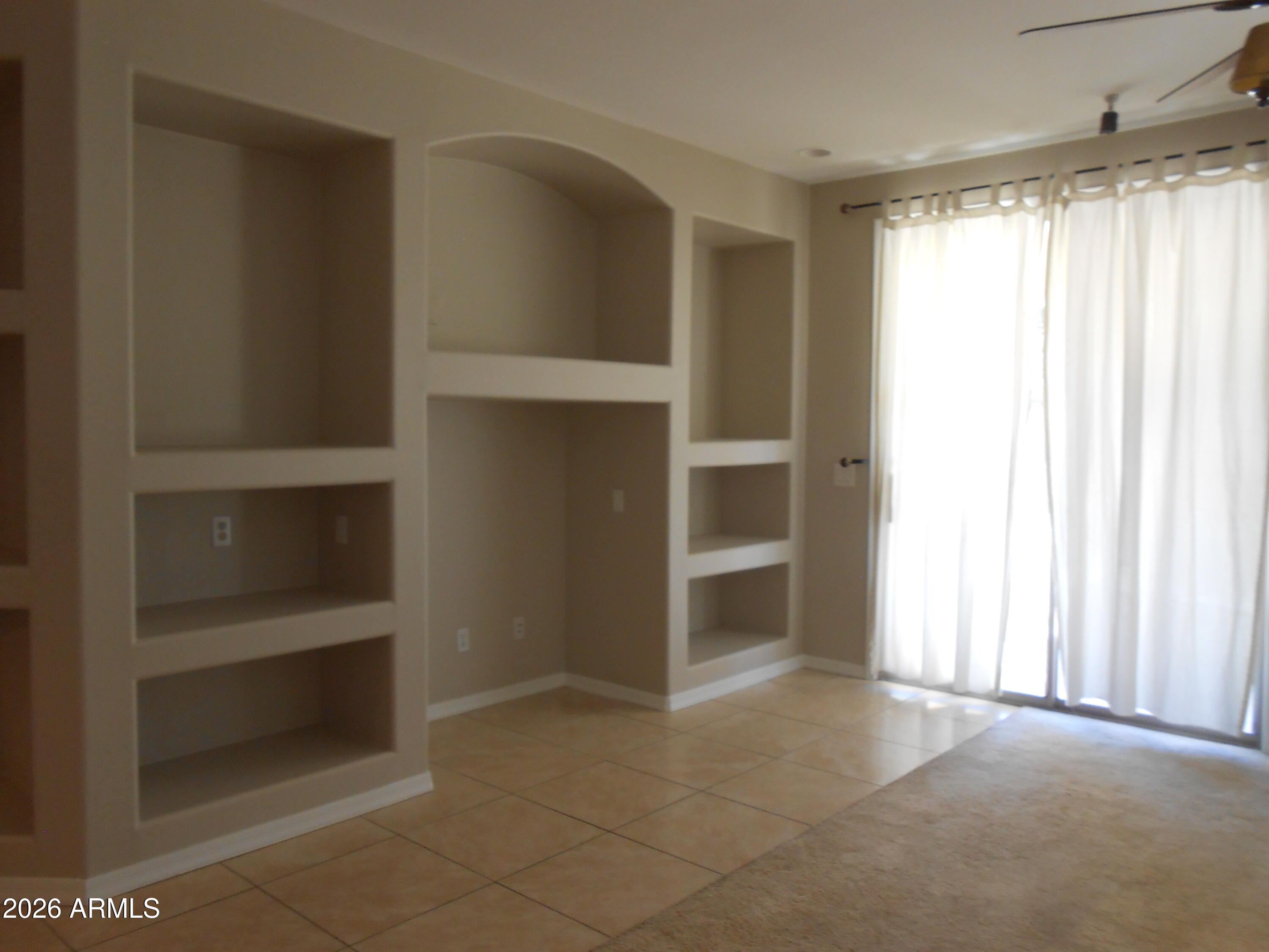 3077 E BLUE RIDGE Place