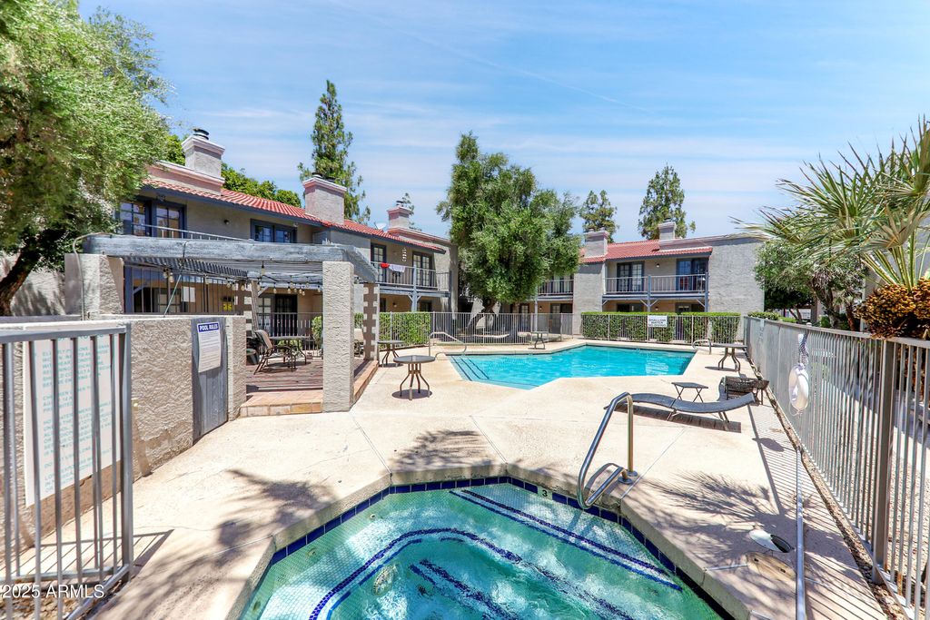 Photo of 15402 N 28th Street #226, Phoenix, AZ 85032 (MLS # 6951909)