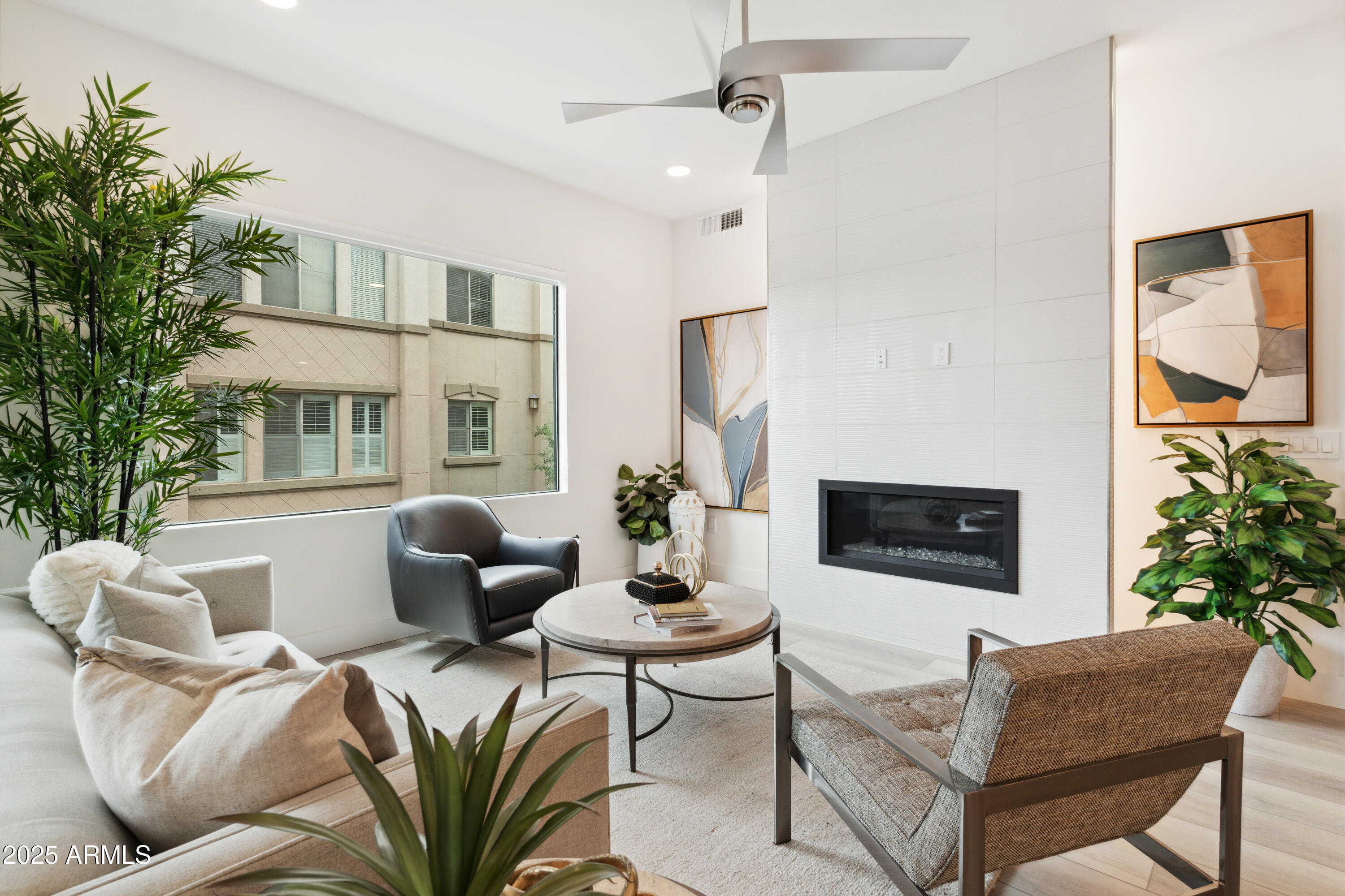 5250 E DEER VALLEY Drive 342