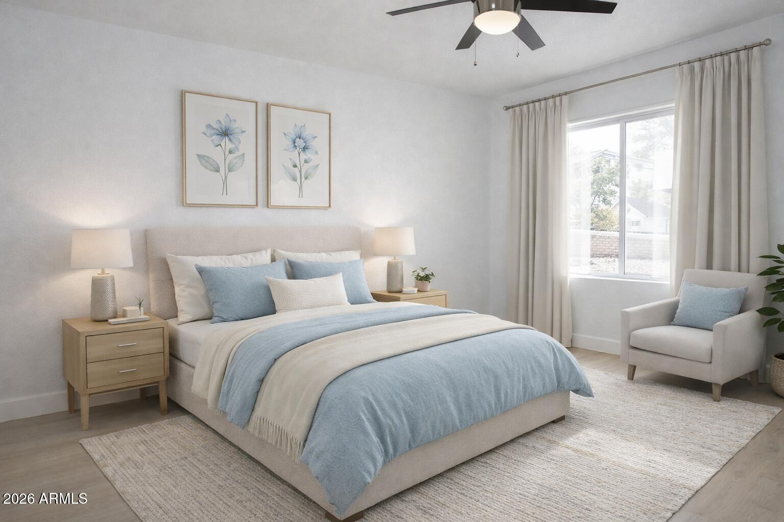 2022 E VILLA MARIA Drive