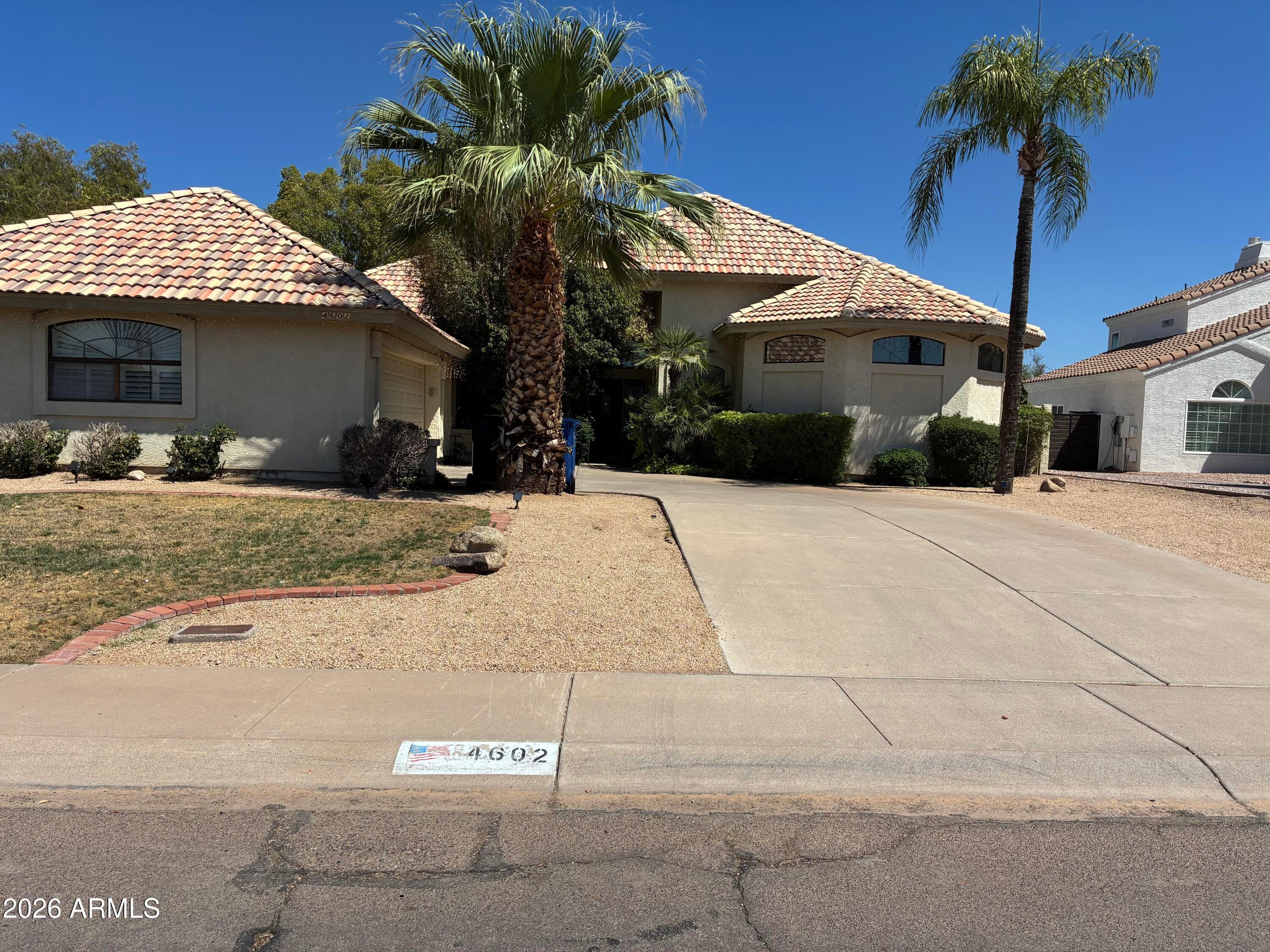 4602 E CAROLINA Drive