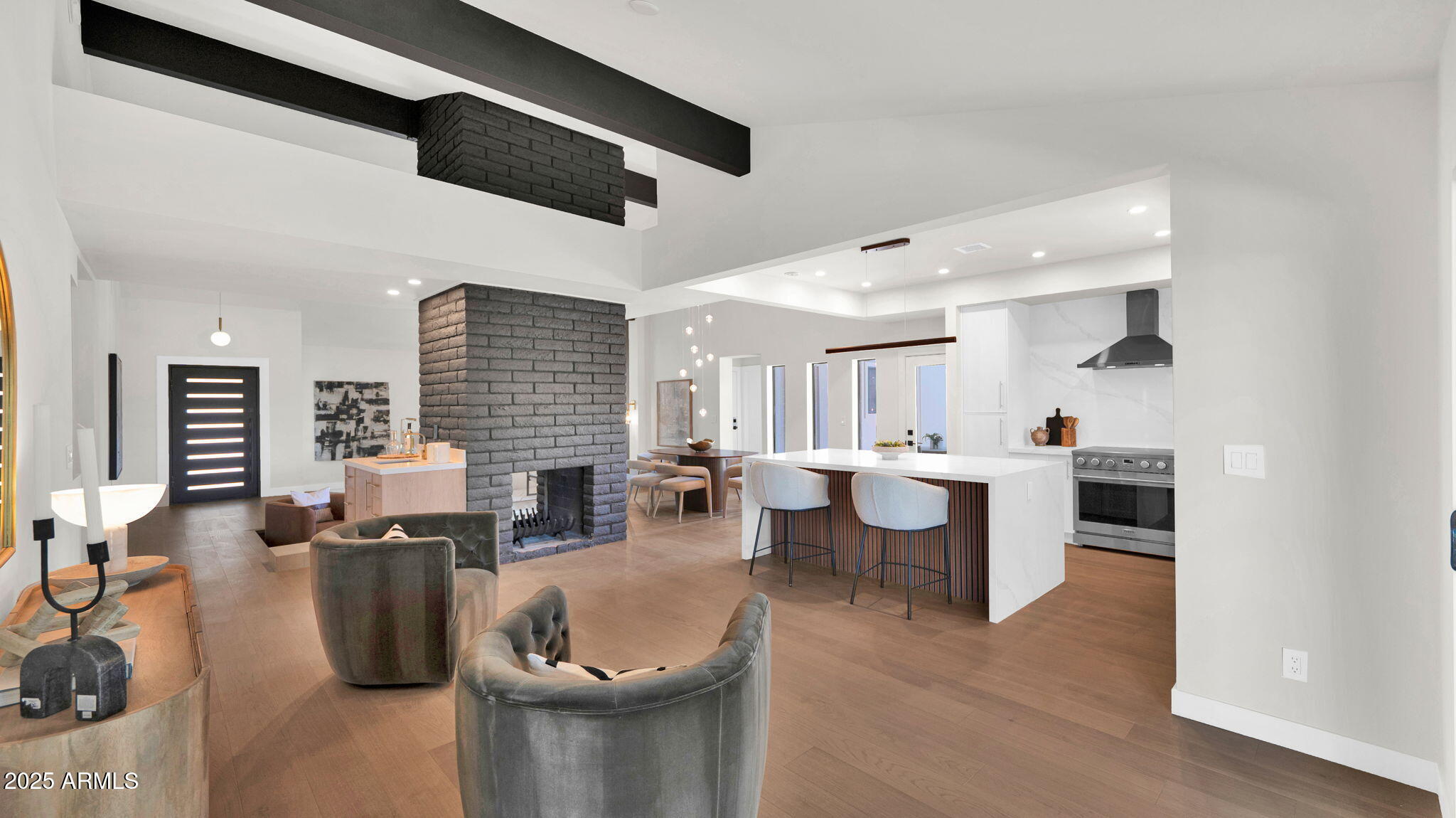 8540 E VIA DE LOS LIBROS --