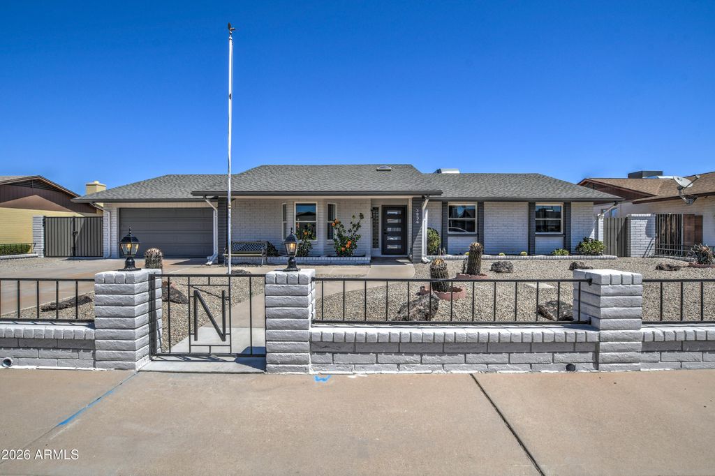 Photo of 3934 W Meadow Drive, Glendale, AZ 85308 (MLS # 7029726)