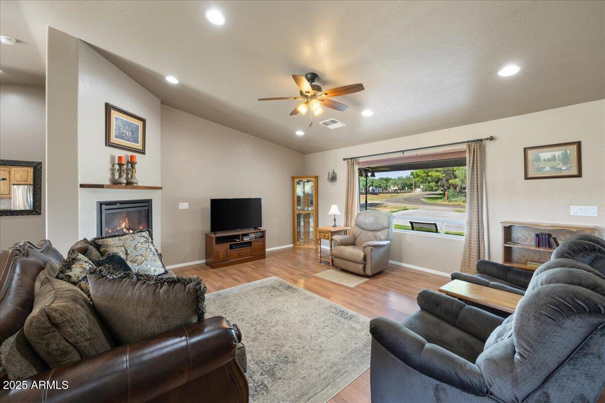 1496 W HORSESHOE BEND Drive