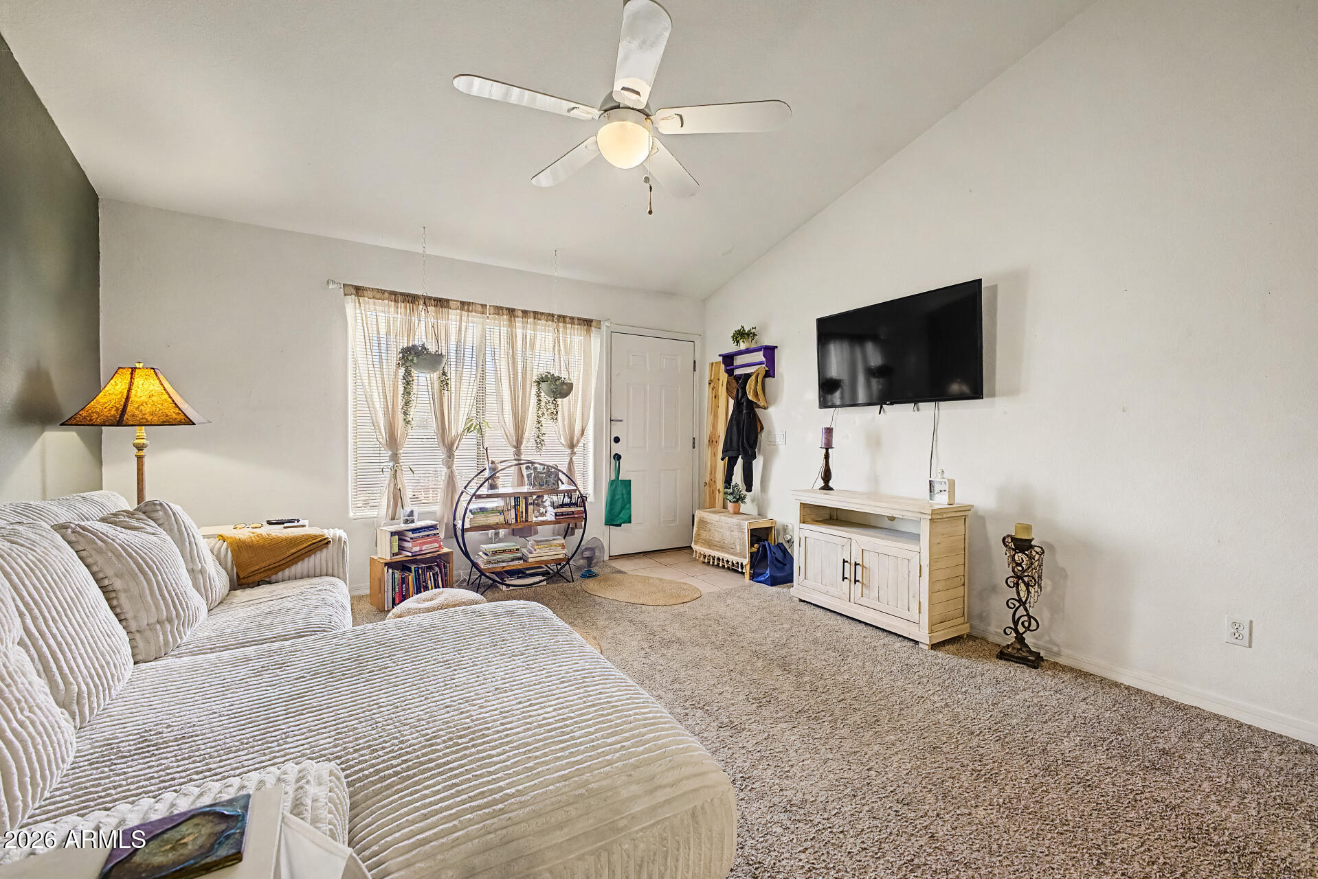 COLLEGE PARK WOODS
CONDOMINIUMS - Residential