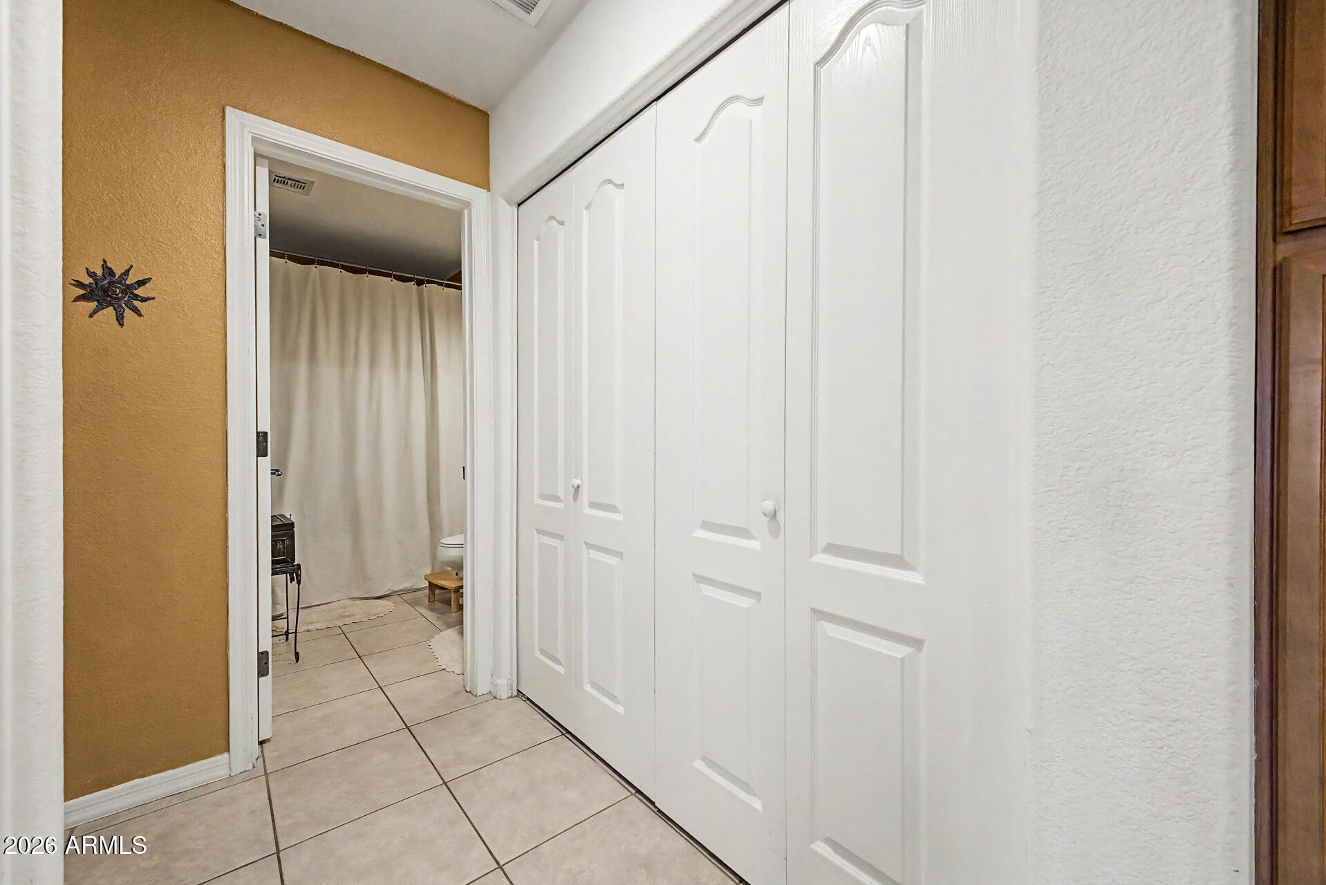 COLLEGE PARK WOODS
CONDOMINIUMS - Residential