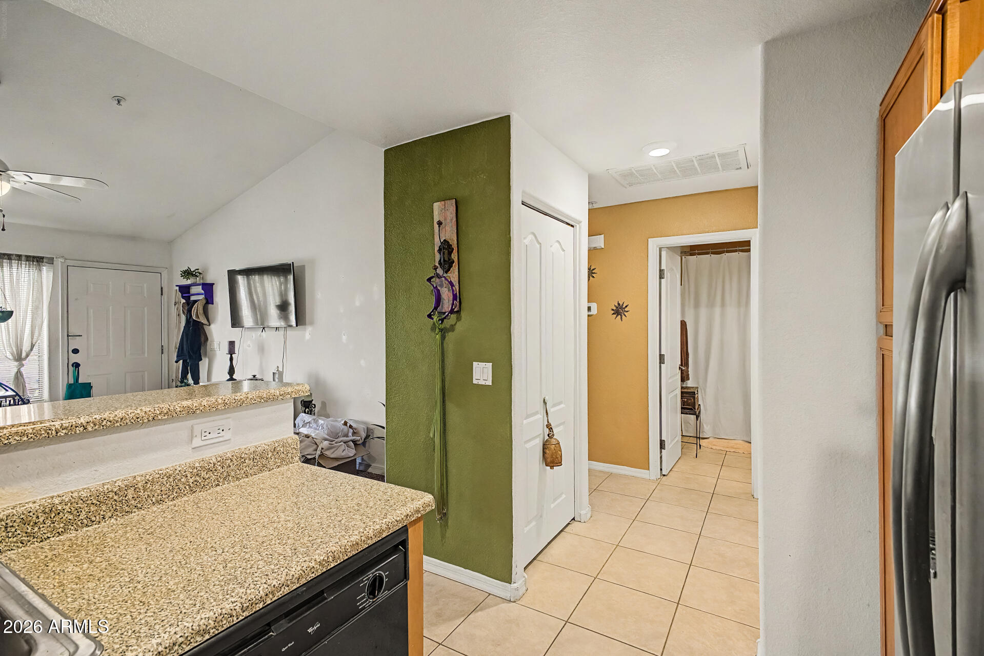 COLLEGE PARK WOODS
CONDOMINIUMS - Residential