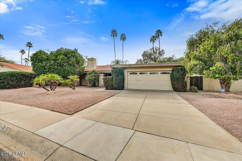 Photo of 7475 E Woodshire Cove, Scottsdale, AZ 85258 (MLS # 6973535)