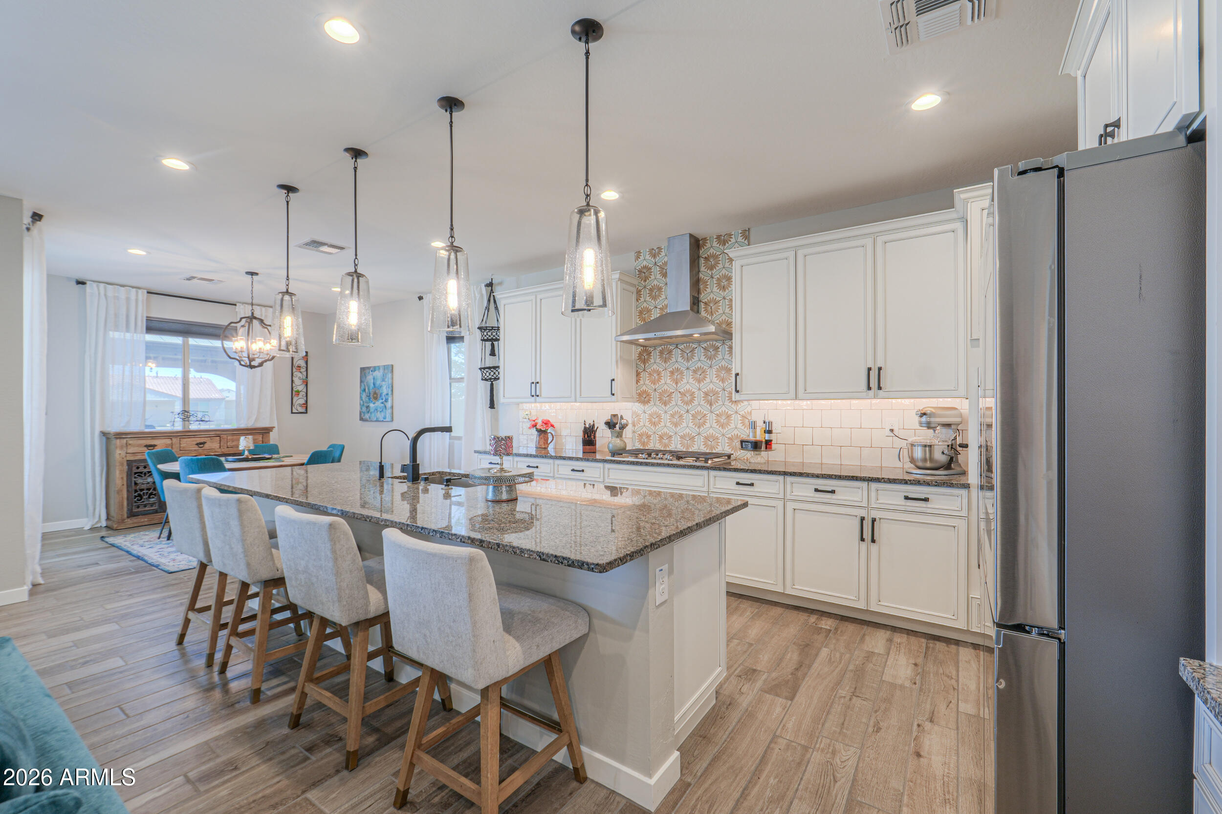 40780 W DESERT FAIRWAYS Drive