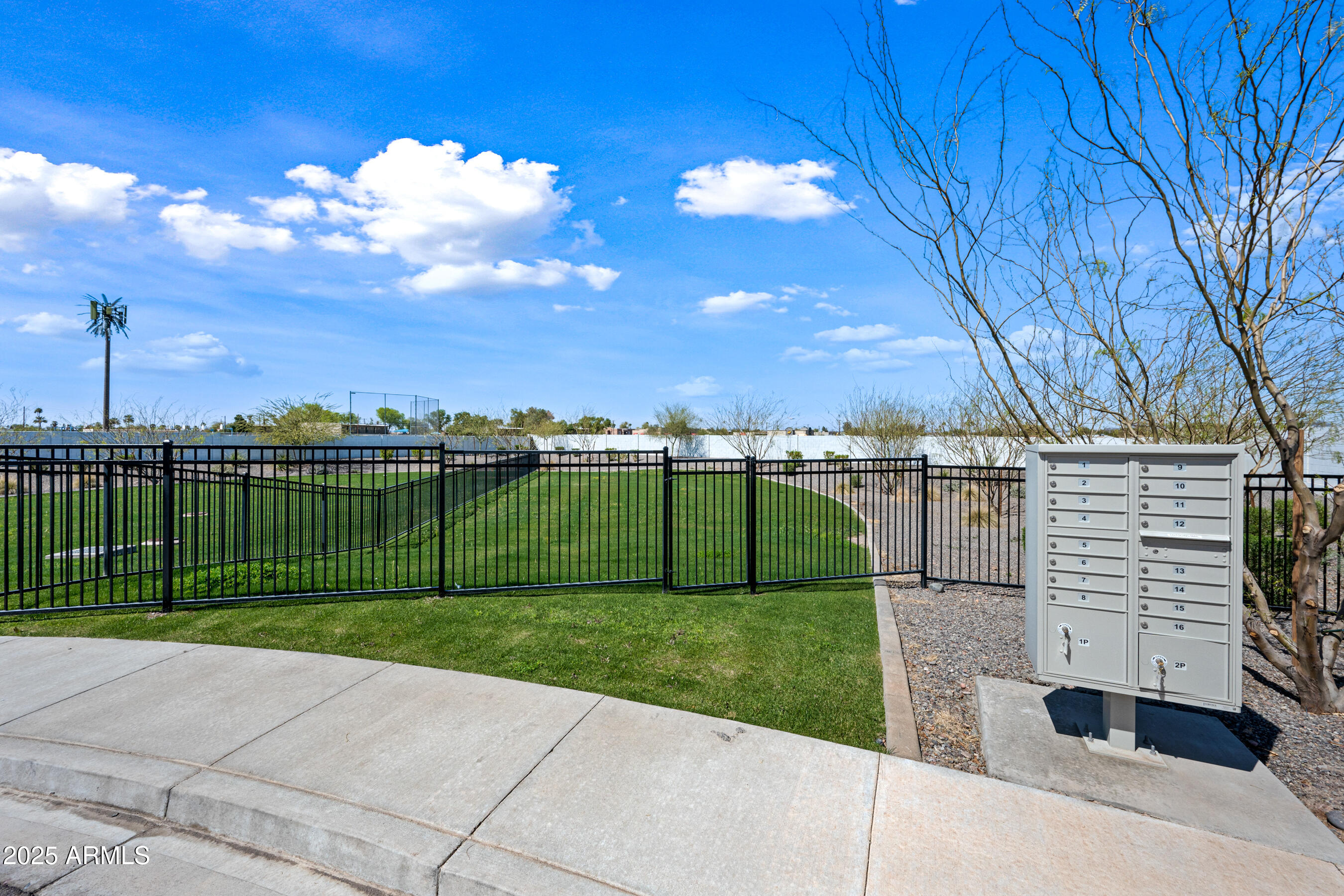 2339 E LEVI Drive
