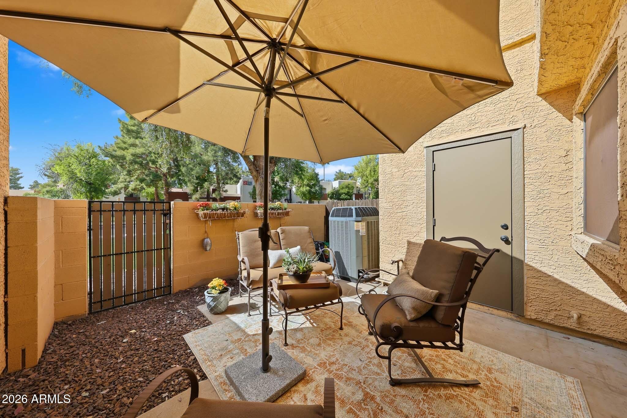 5704 E AIRE LIBRE Avenue 1227