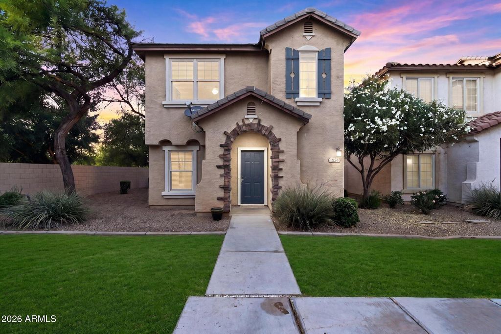 Photo of 1344 S Sabino Drive, Gilbert, AZ 85296 (MLS # 7023422)