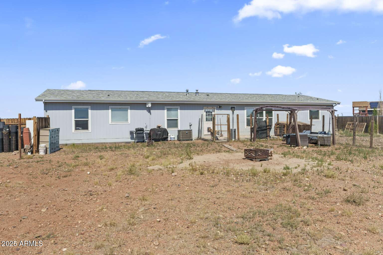 1137 W MOUNTAIN VIEW Drive