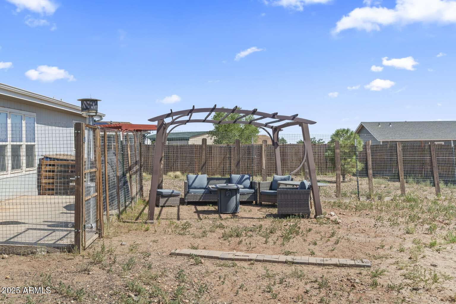 1137 W MOUNTAIN VIEW Drive