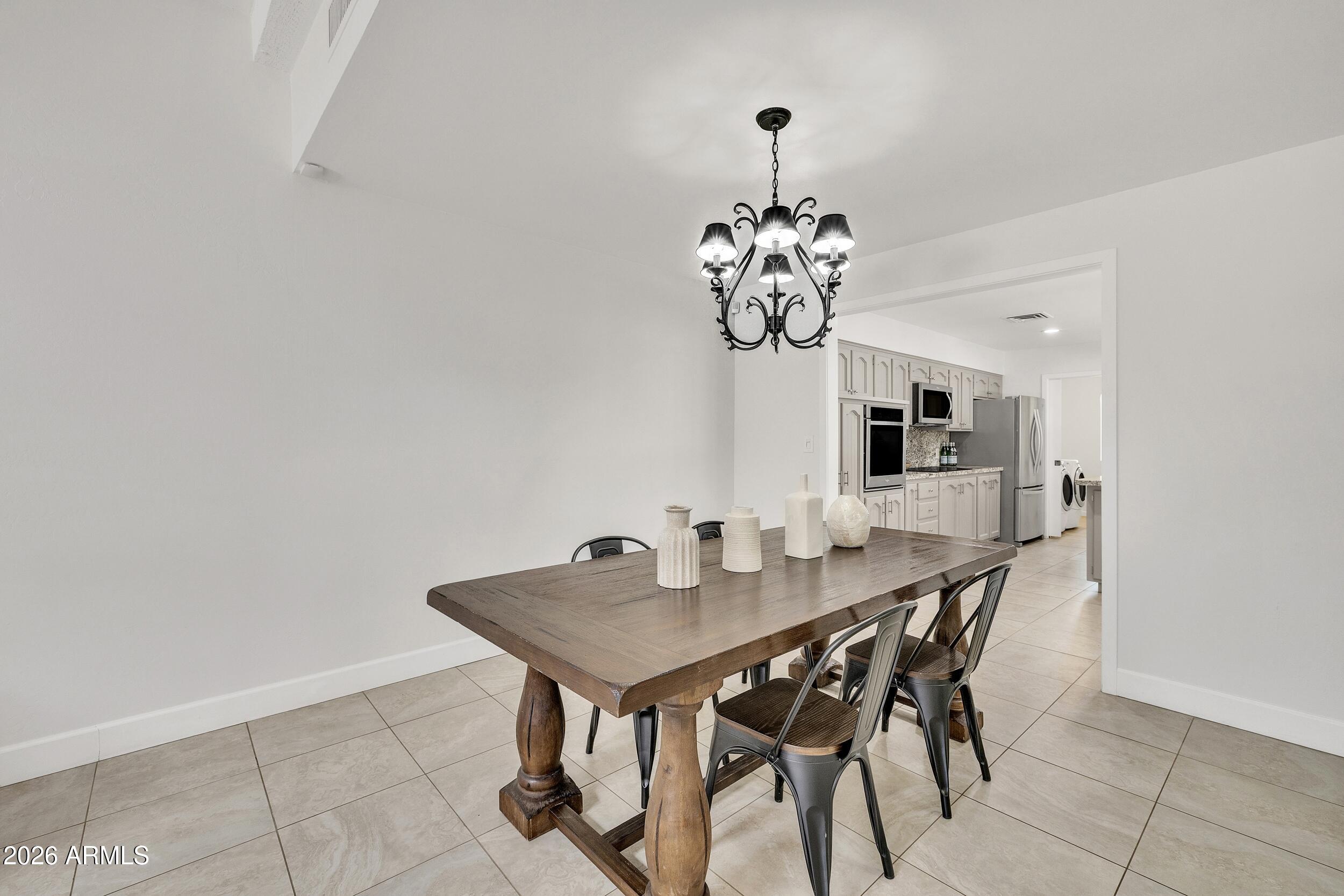 6639 N CHATELAINE Place